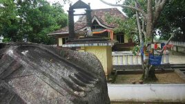Sri_Lanka_Bentota_Ganga_Tempel3.jpg